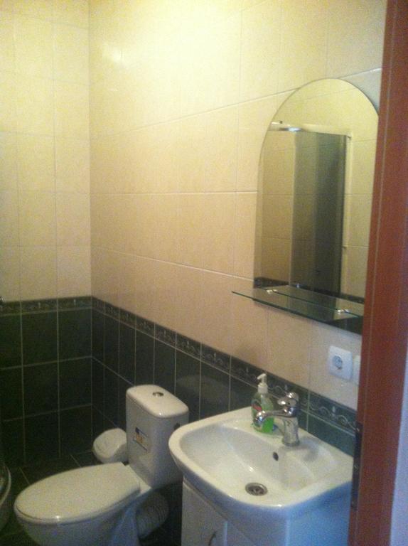 Piroshka Hotel ベレホヴェ エクステリア 写真